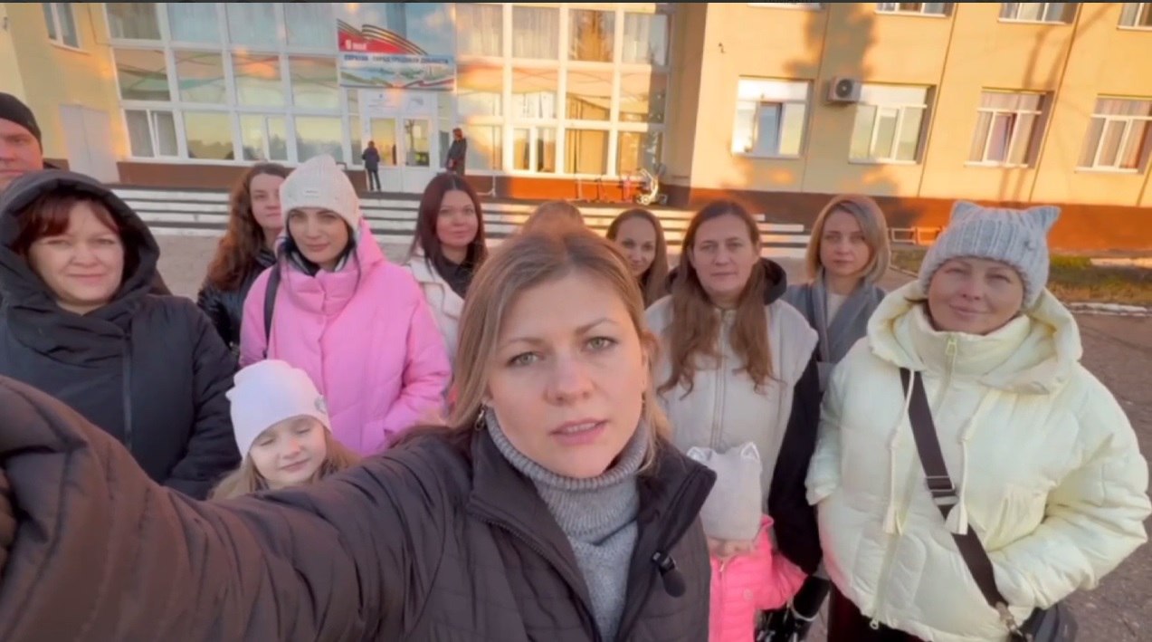 Саратовцы поблагодарили органы власти за отпор провокаторам, пытавшимся лишить детей новой школы в Молодежном